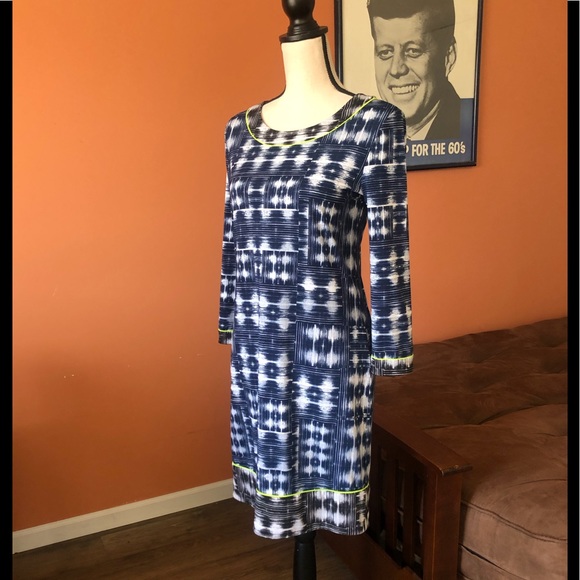 BCBG MAXAZRIA “Ania Carbon Combo” sheath dress - Picture 4 of 7